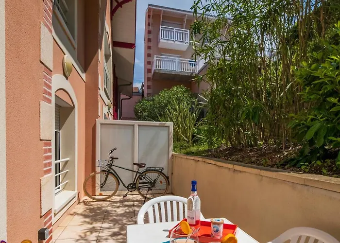 Lagrange - Résidence Jardin Mauresque 3* Arcachón