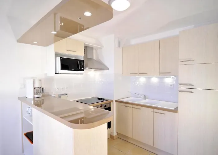 Apartahotel Lagrange - Résidence Jardin Mauresque 3*