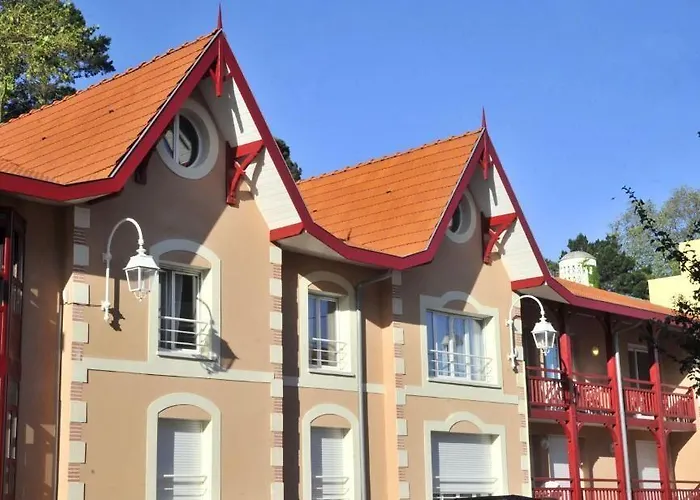 Lagrange - Résidence Jardin Mauresque 3*