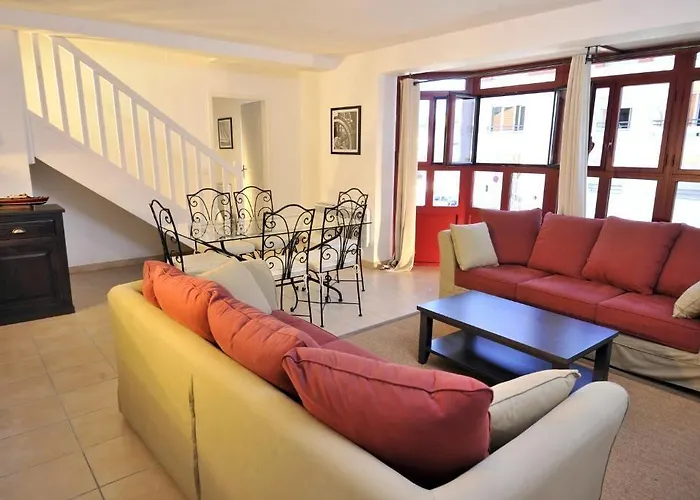 Lagrange - Résidence Jardin Mauresque Apartahotel